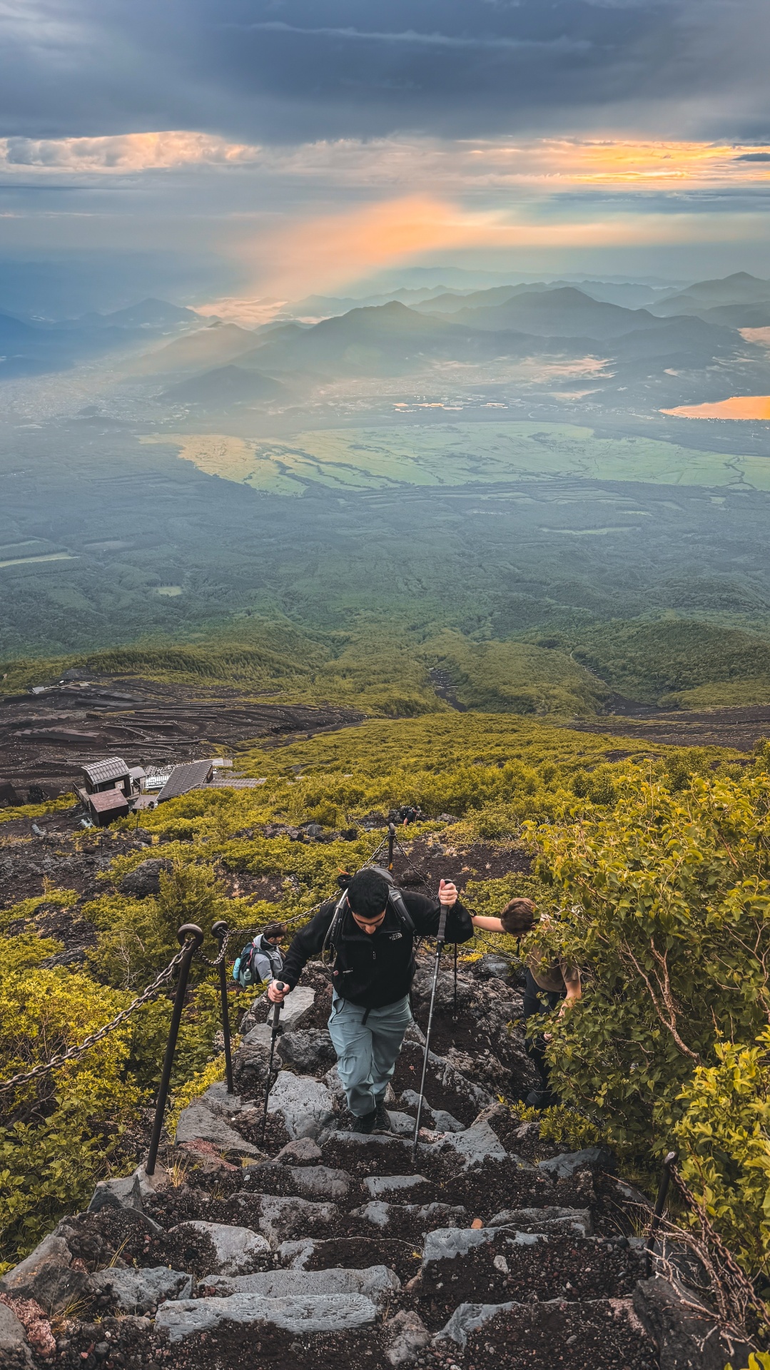 Higher on the trail, above the tree line